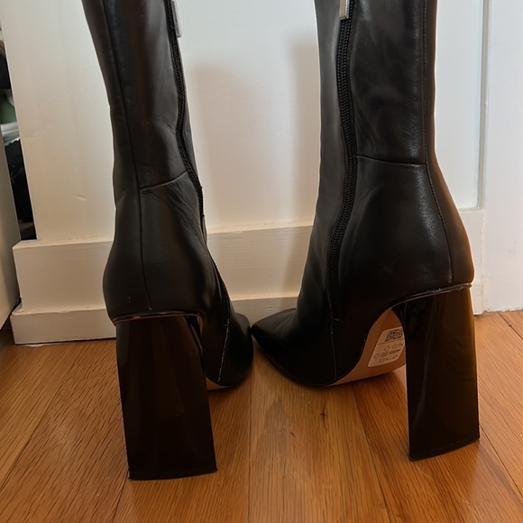 ASOS design Eagle leather high heel square toe boots - Picture 5 of 7